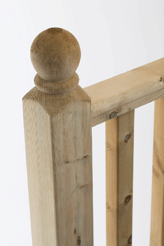 classic_spindle_and_newel_CLOSE.gif